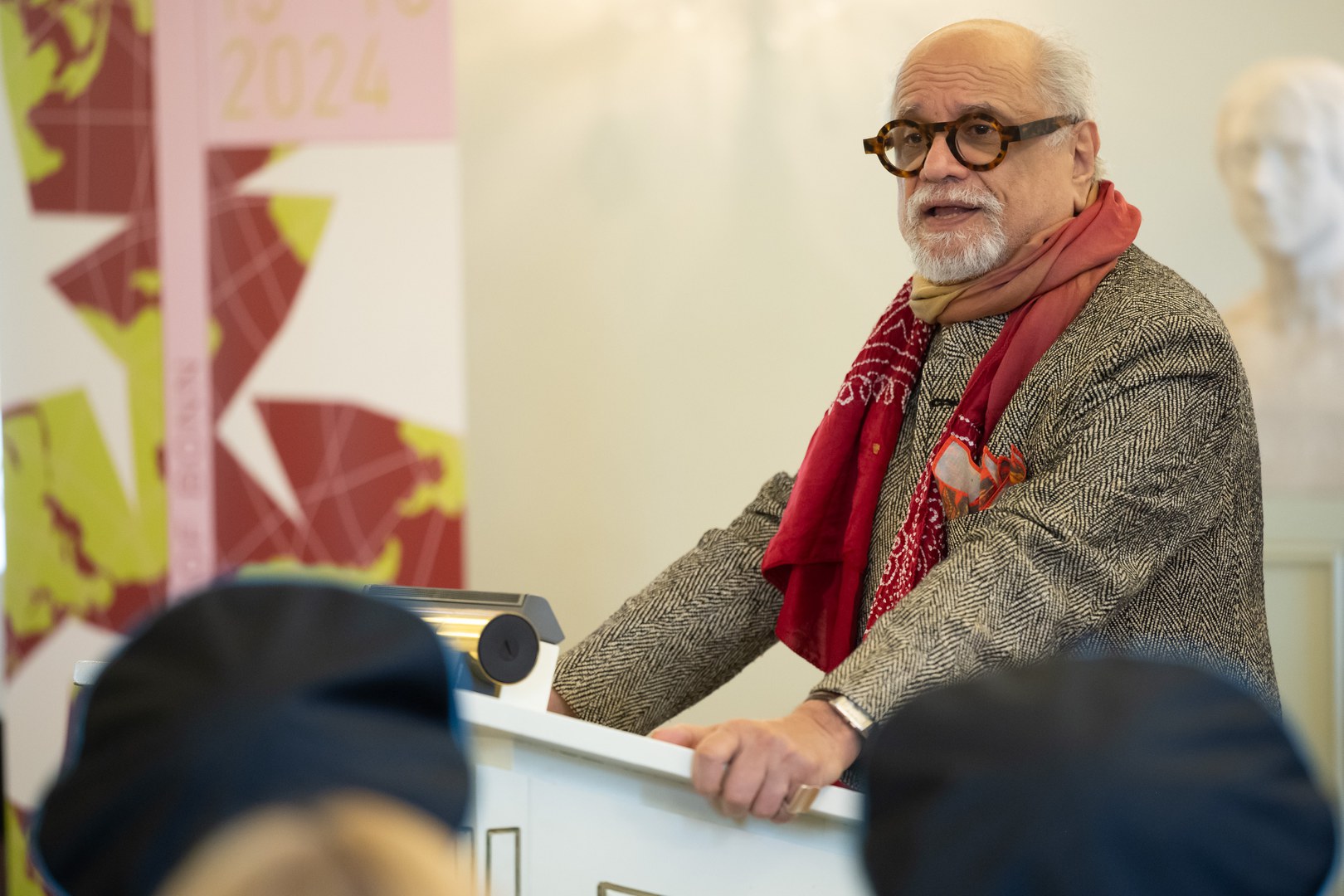 Harvard-Professor Homi K. Bhabha, Ehrengast der diesjährigen International Days, sprach zum Wert des internationalen akademischen Austauschs.